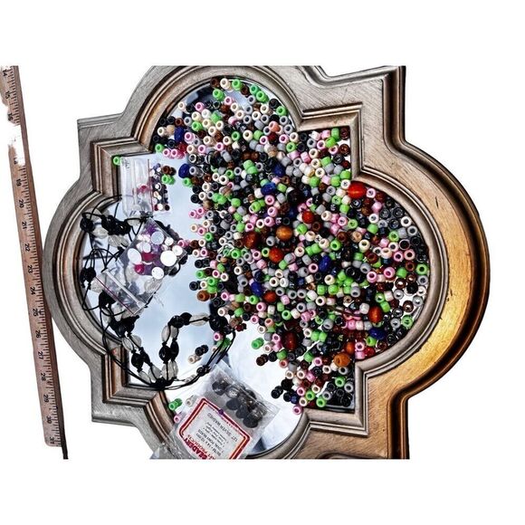 Beads multiple colours and accessories - Picture 11 of 15